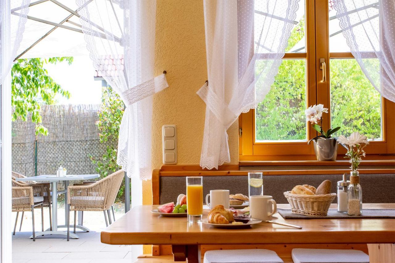 Hotel Am Schwanberg Roedelsee ภายนอก รูปภาพ