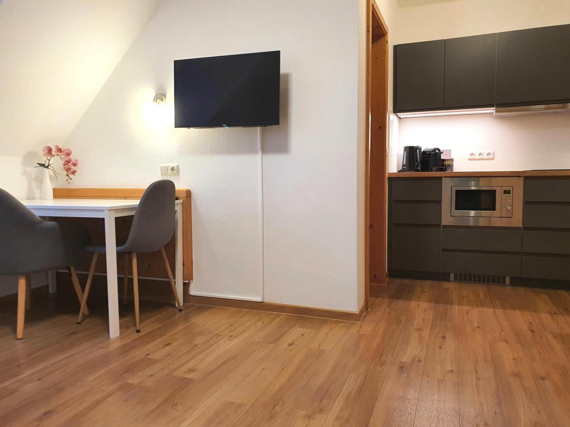 Hotel Am Schwanberg Roedelsee ภายนอก รูปภาพ